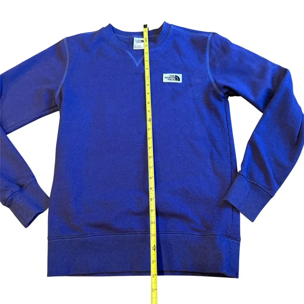 The North Face Sweatshirt Mens XS Purple Crewneck Fleece Pullover Logo Patch